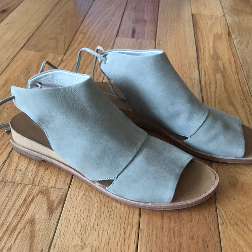 Kenneth Cole Jayda Nude Sandal 8.5